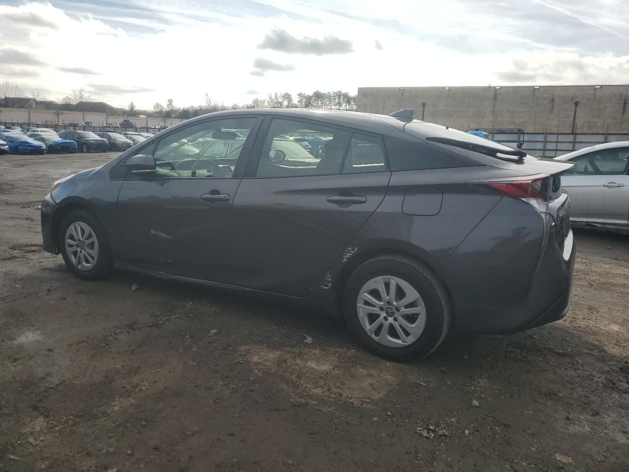 2016 TOYOTA PRIUS - Image 2