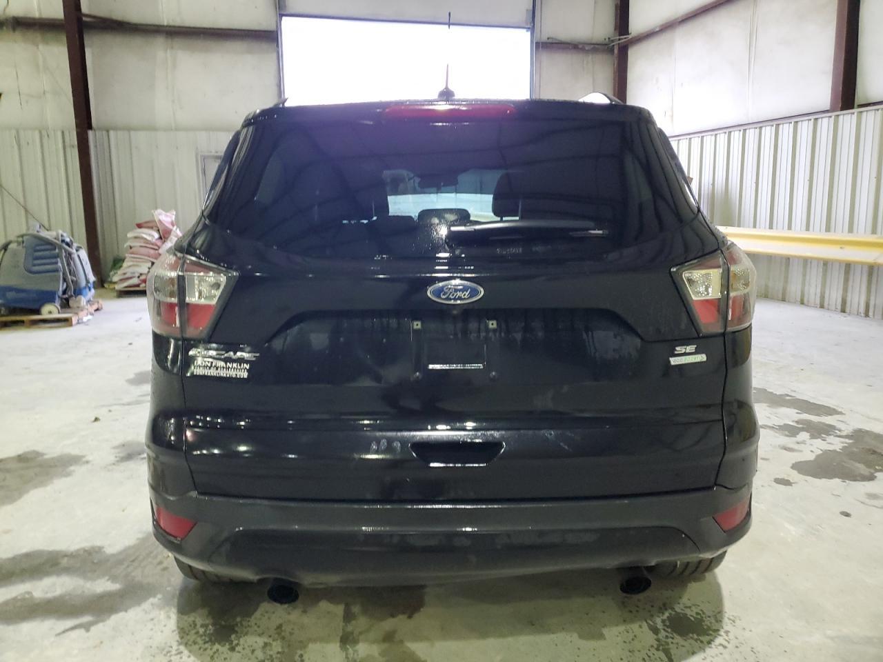 2017 FORD ESCAPE SE - Фото 6