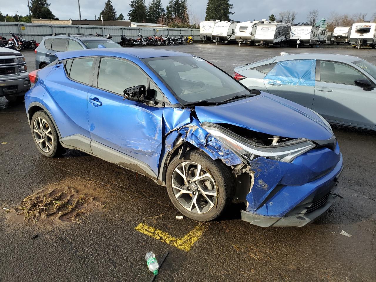 2018 TOYOTA C-HR XLE - Фото 4
