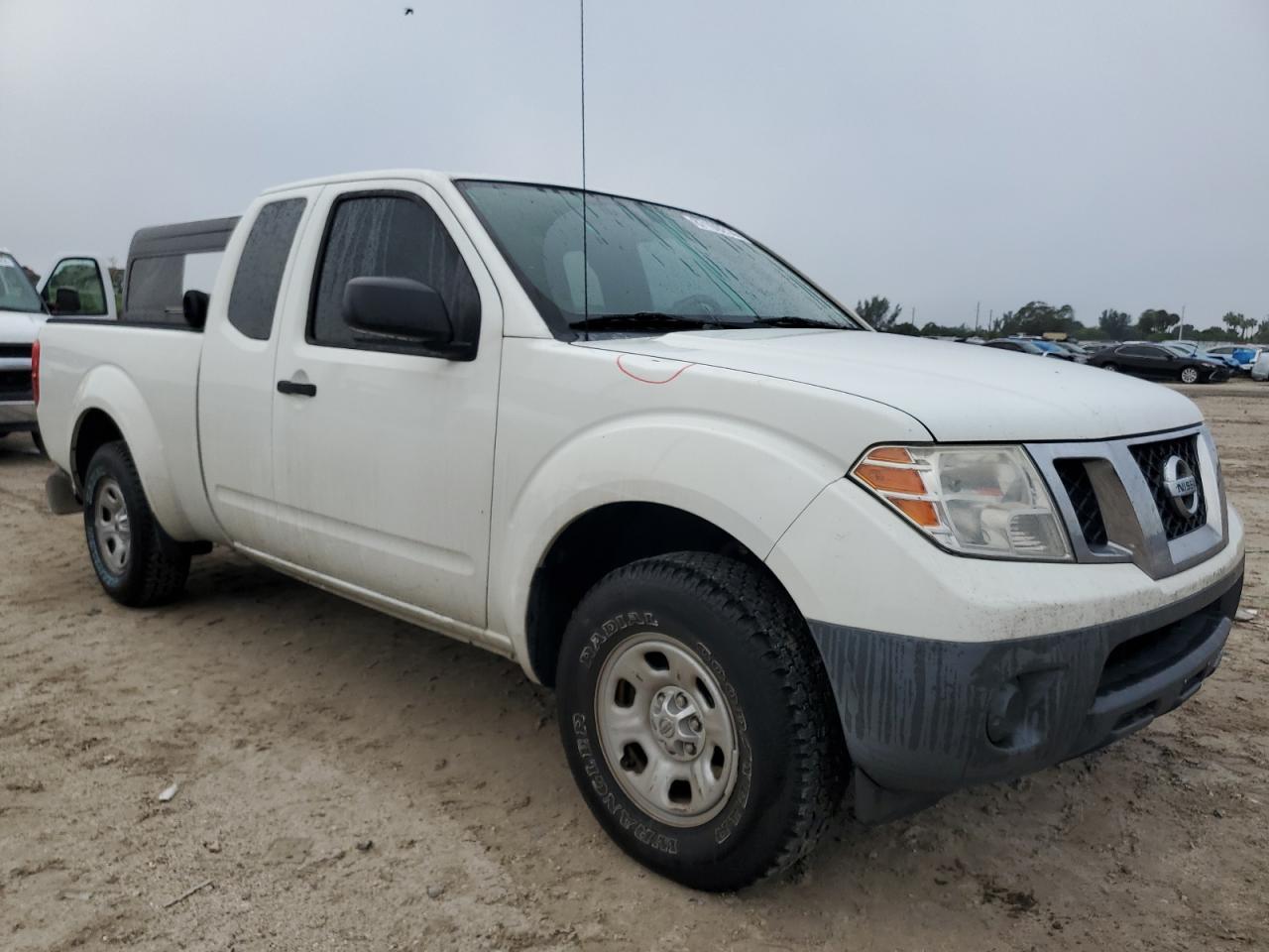 2016 NISSAN FRONTIER S - Фото 4