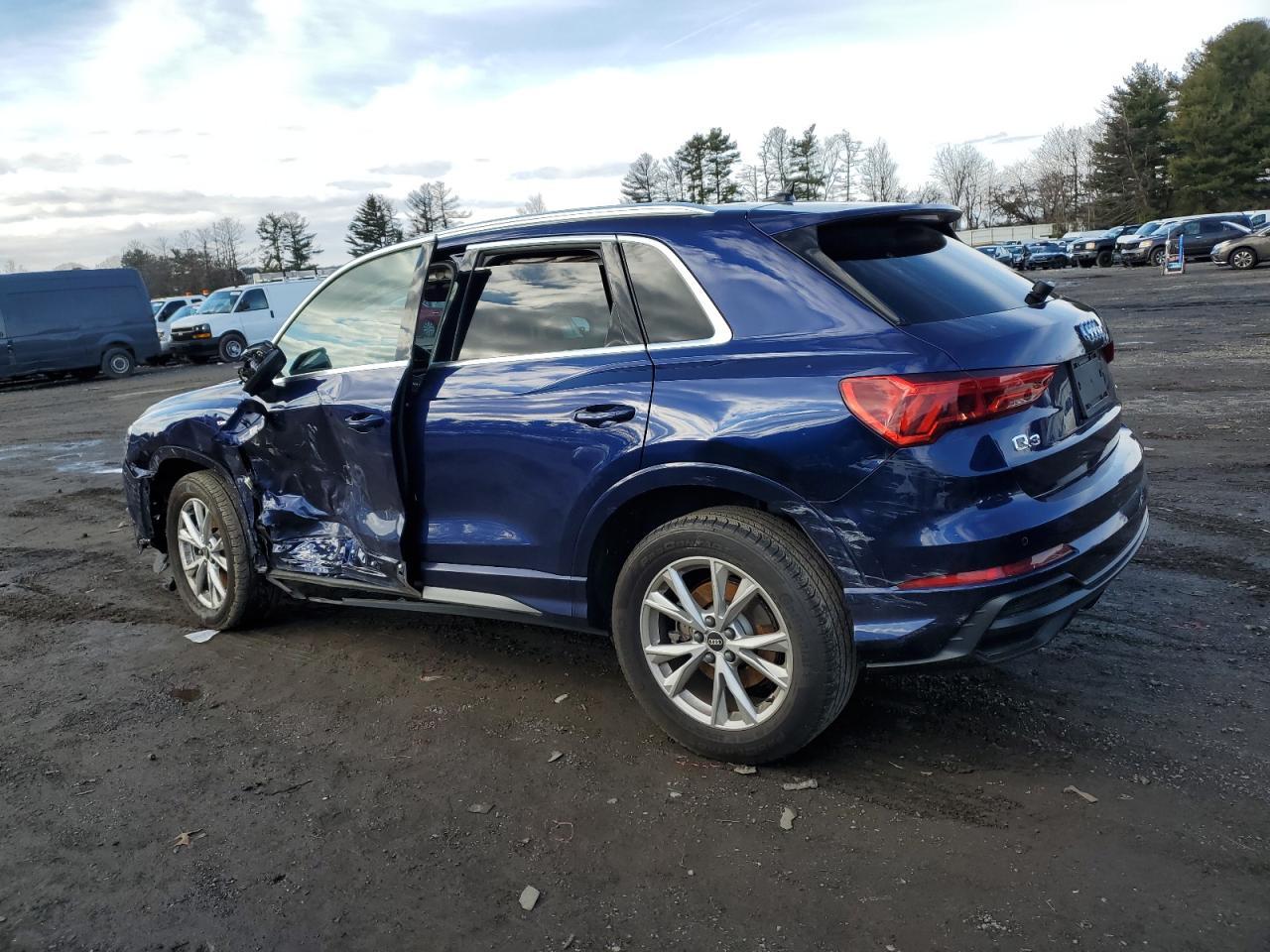 2021 AUDI Q3 PREMIUM - Image 2