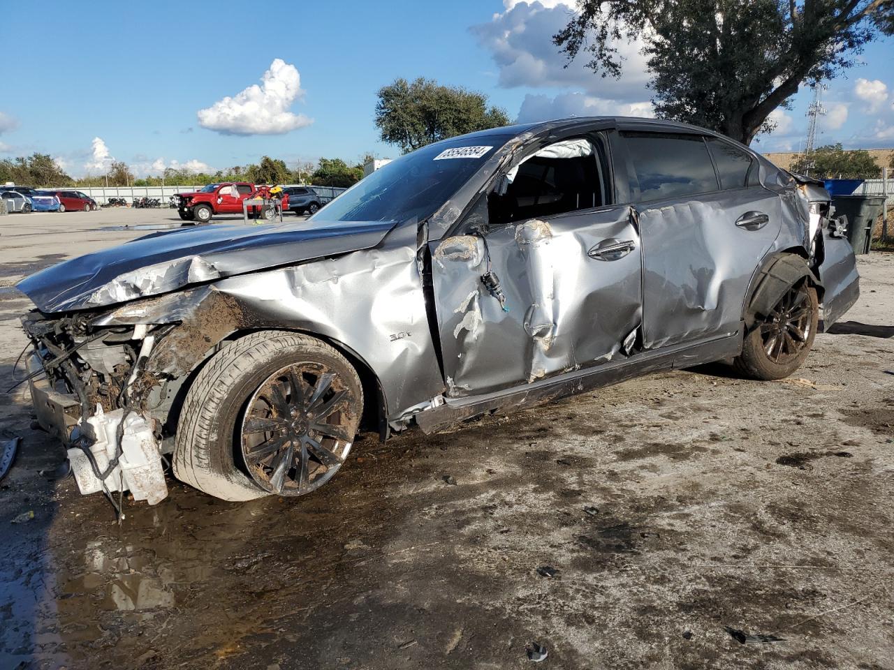 2016 INFINITI Q50 PREMIU