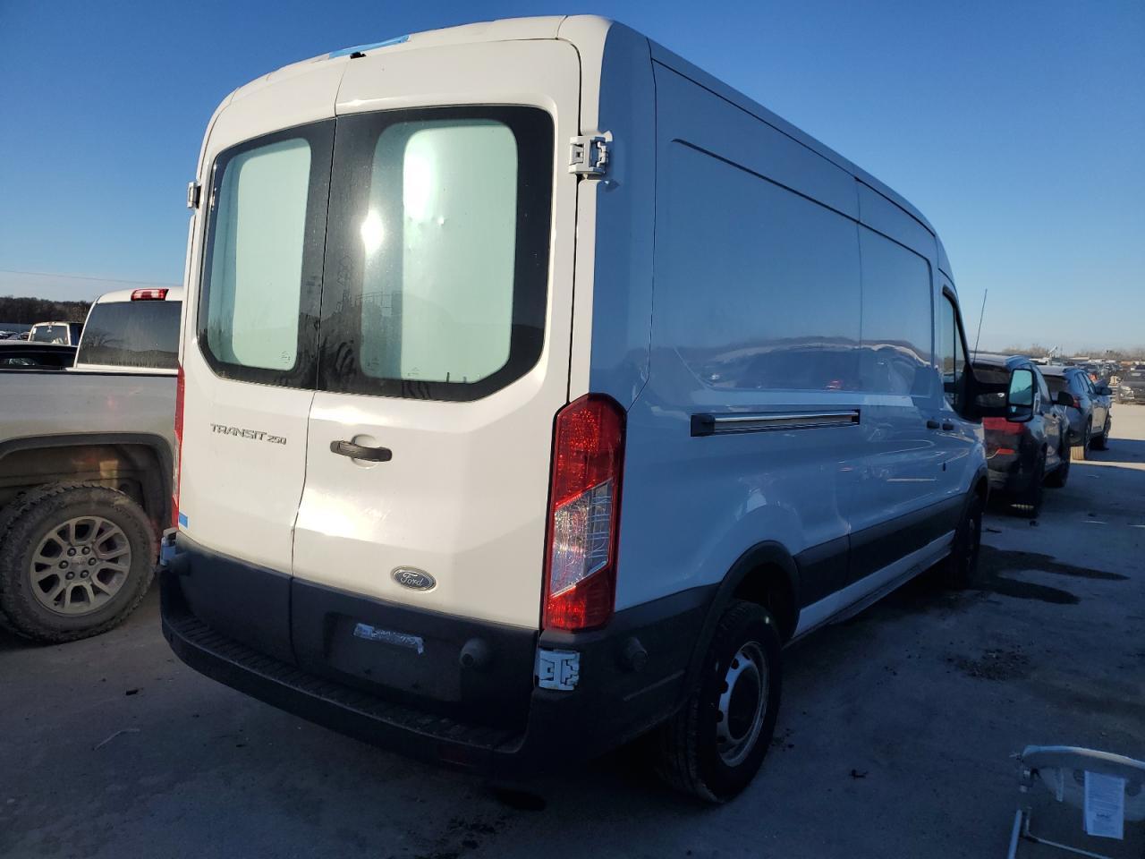 2015 FORD TRANSIT T- - Фото 3