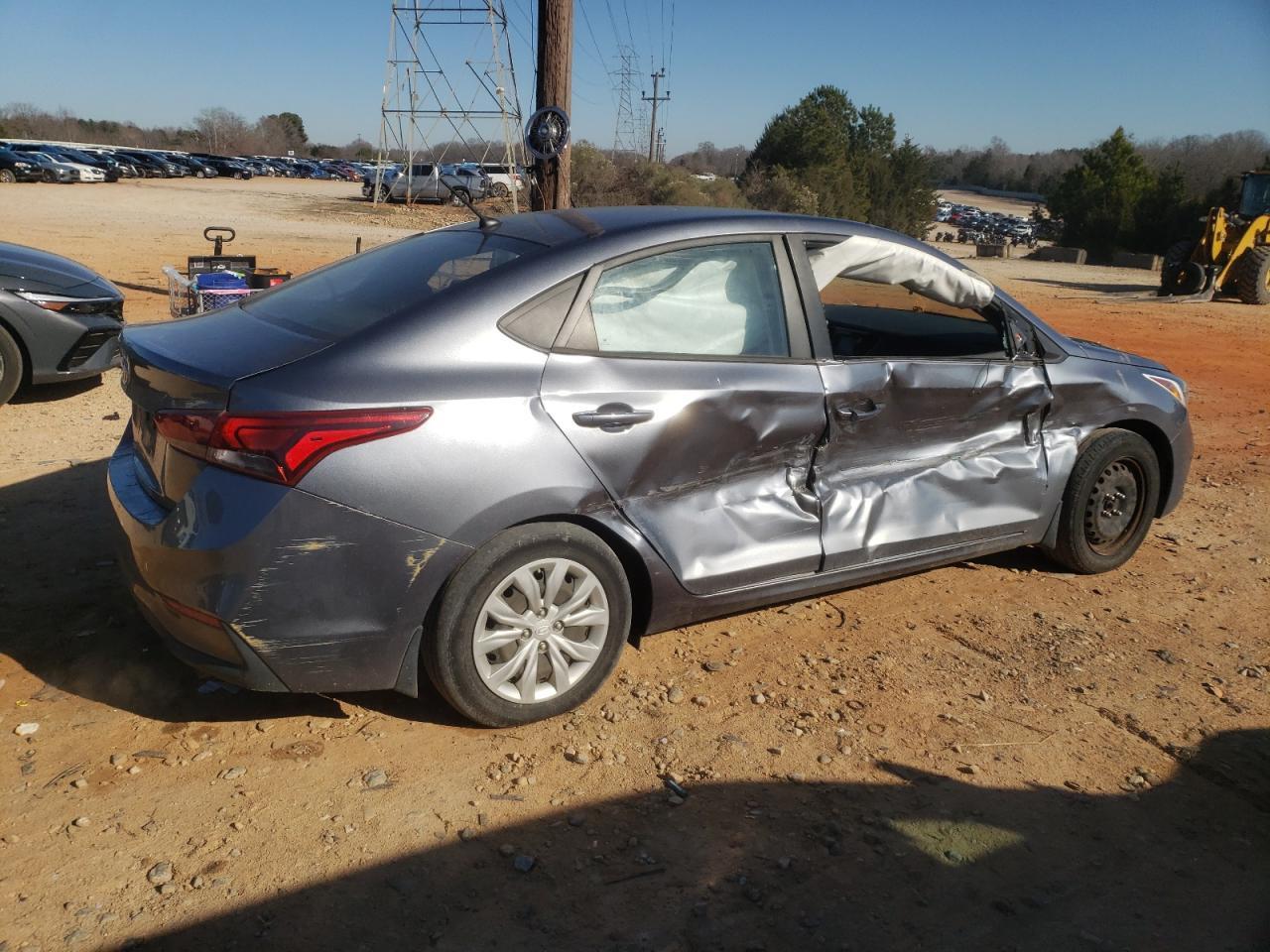 2019 HYUNDAI ACCENT SE - Фото 3