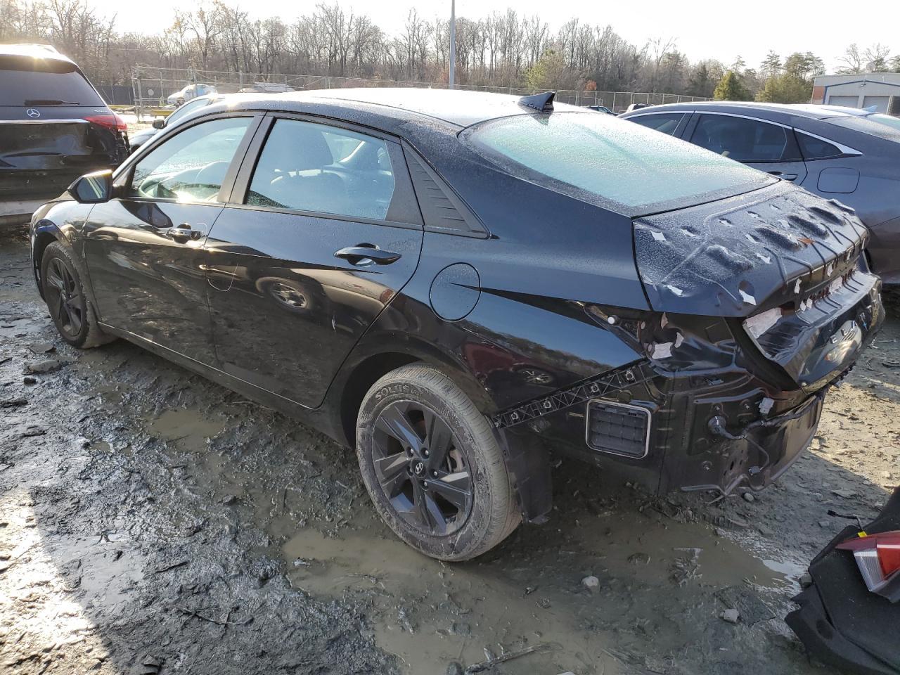 2023 HYUNDAI ELANTRA SE - Image 2