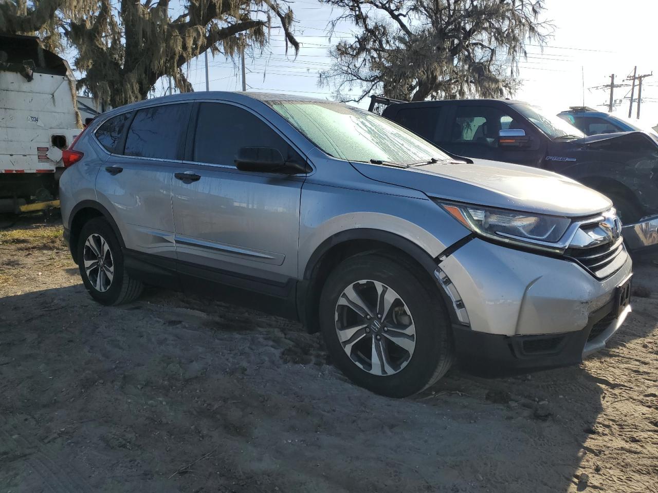 2017 HONDA CR-V LX - Image 4