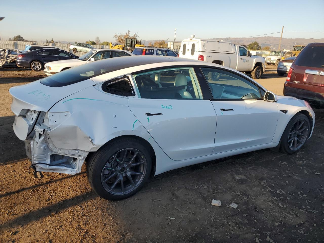 2021 TESLA MODEL 3 - Image 3