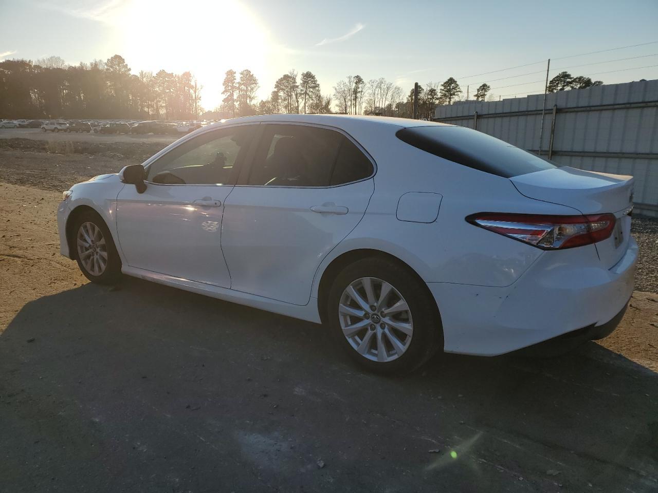 2018 TOYOTA CAMRY L - Image 2