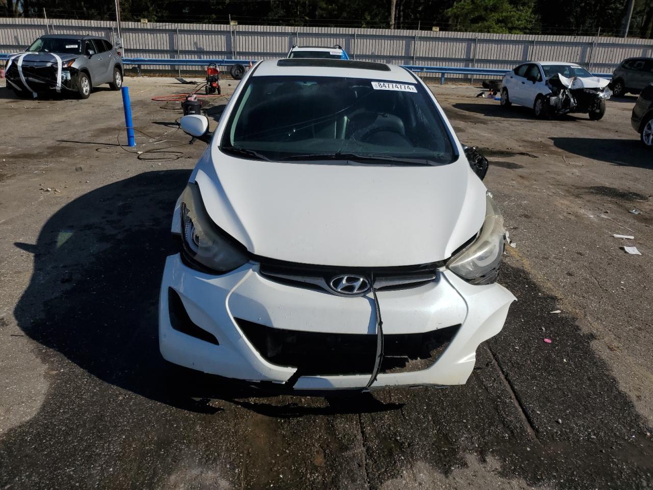 2015 HYUNDAI ELANTRA SE - Image 5