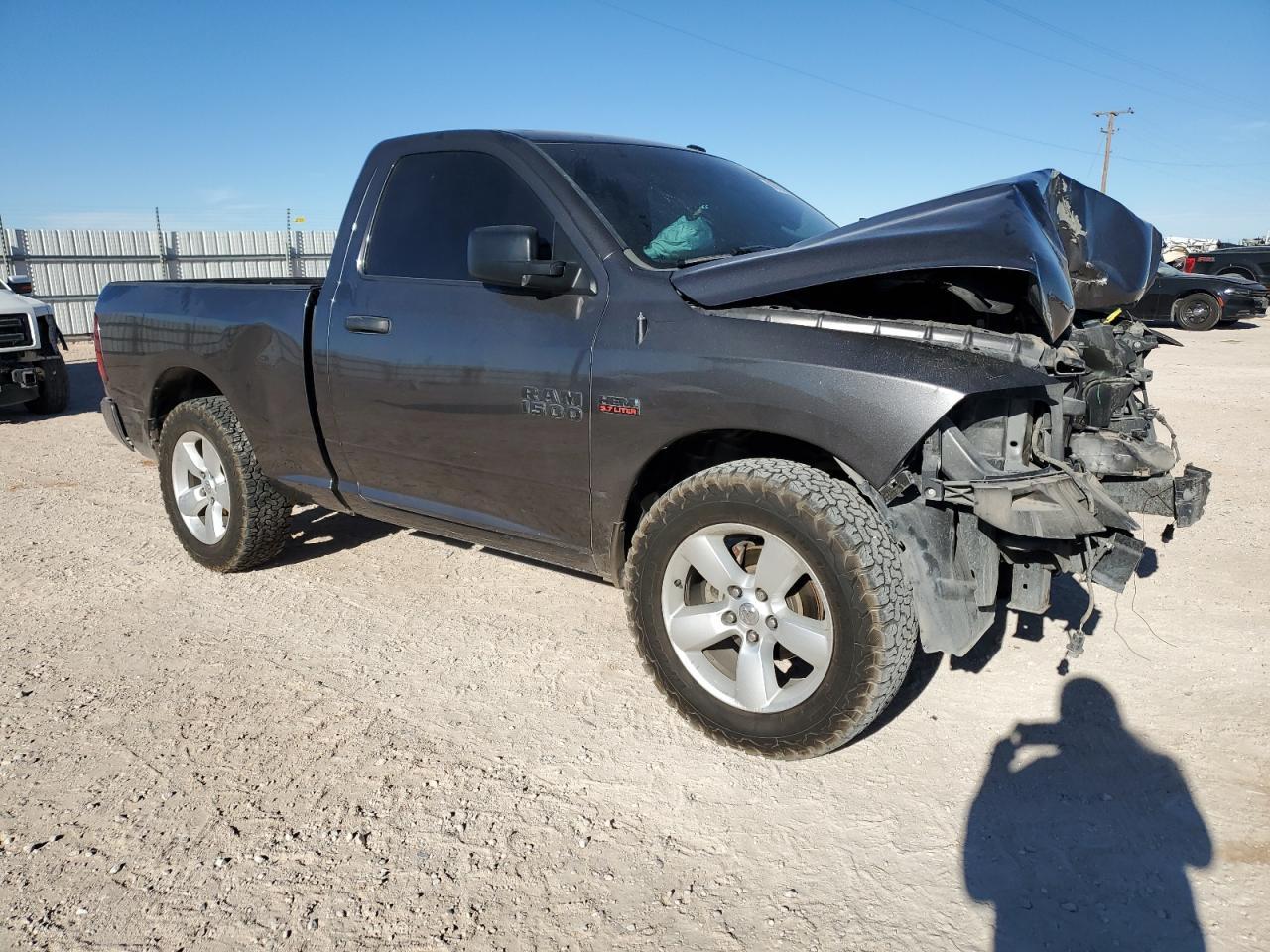 2014 RAM 1500 ST - Фото 4
