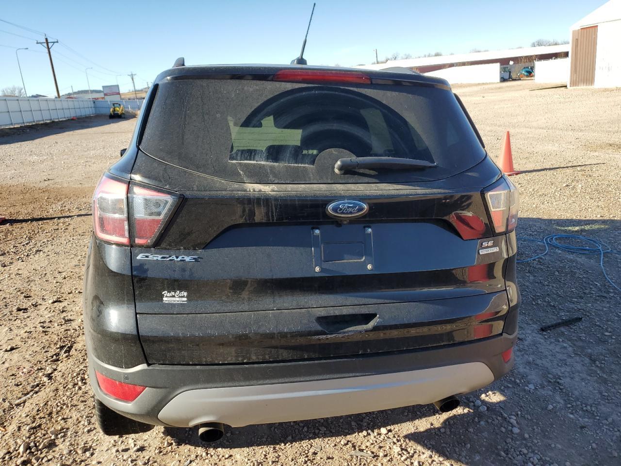 2017 FORD ESCAPE SE - Image 6