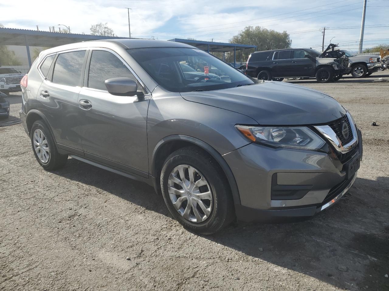 2018 NISSAN ROGUE S - Фото 4