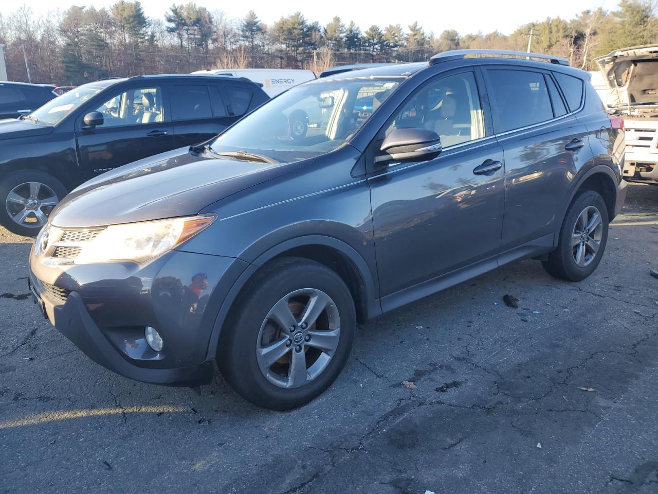 2015 TOYOTA RAV4 XLE