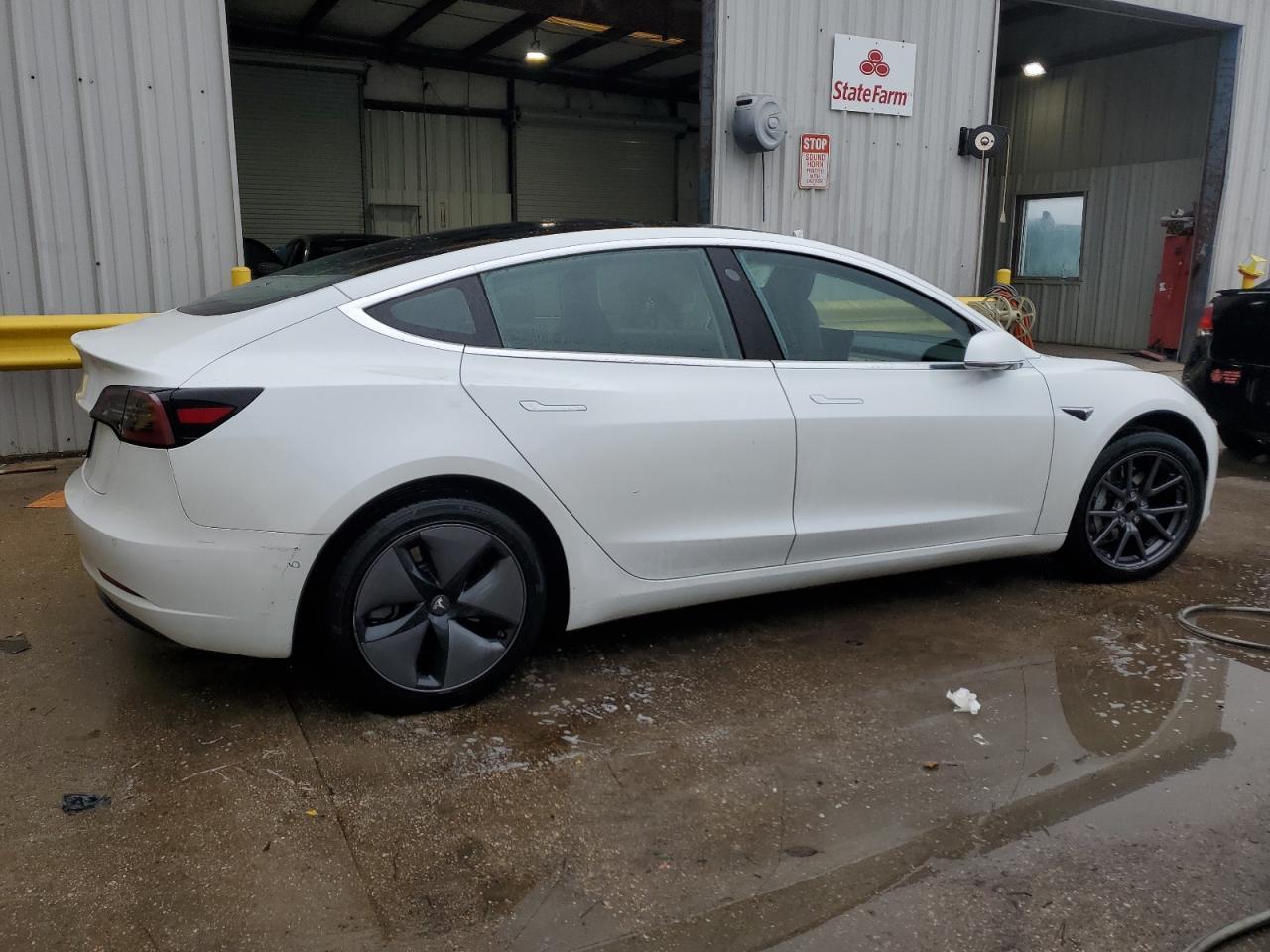 2019 TESLA MODEL 3 - Фото 3