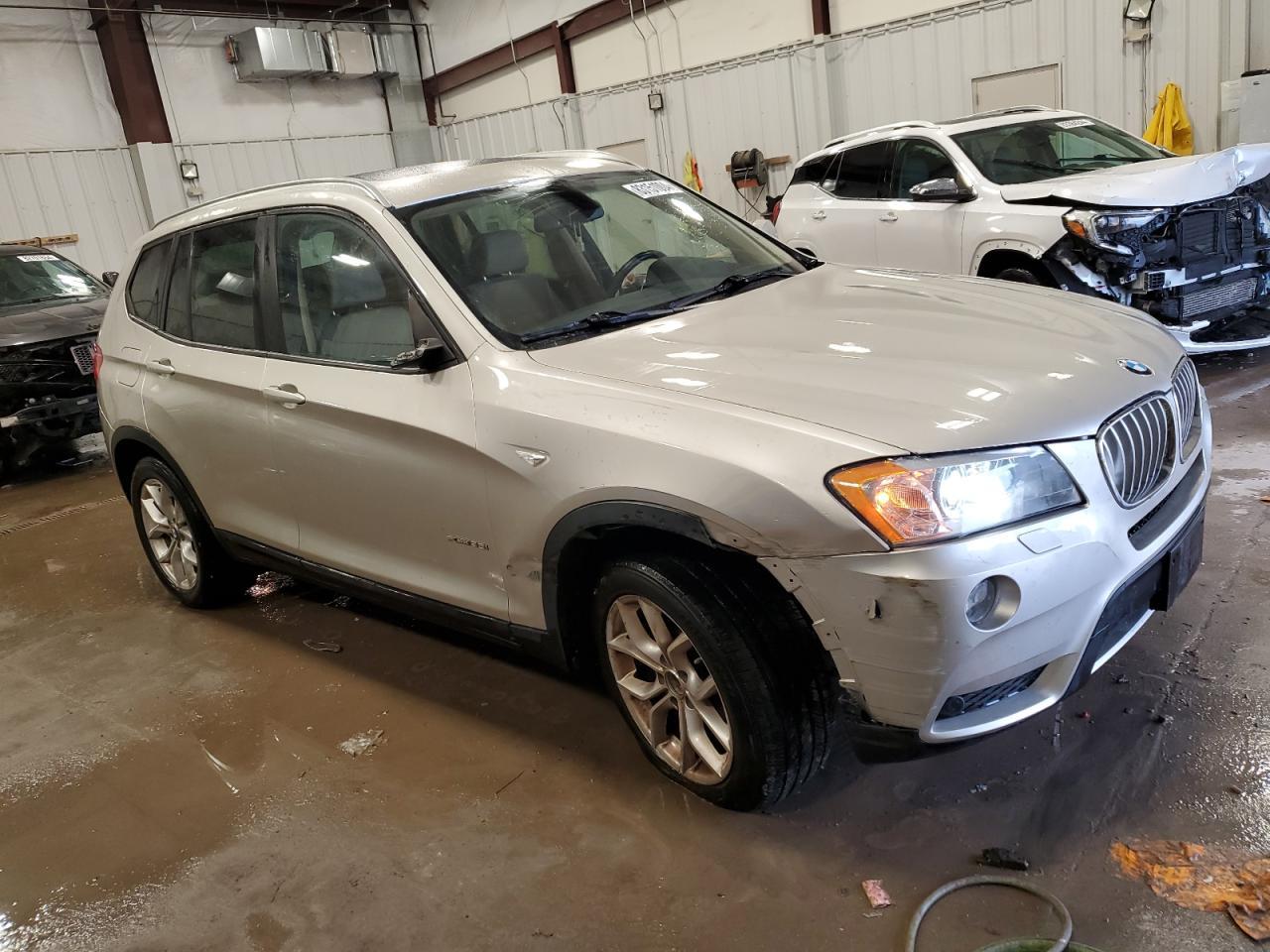2014 BMW X3 XDRIVE3 - Фото 4
