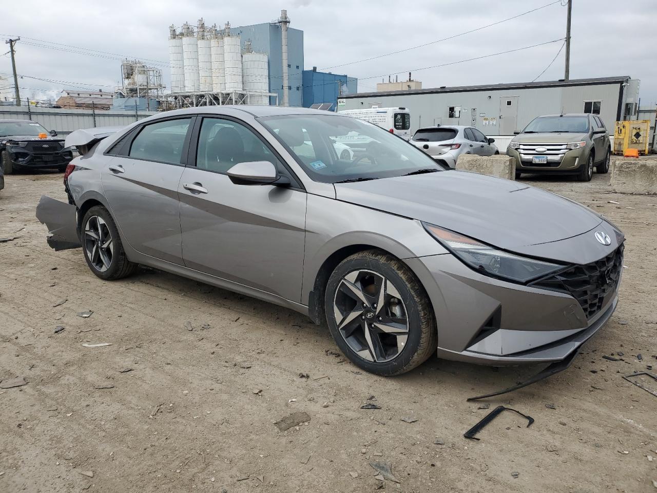 2023 HYUNDAI ELANTRA SE - Image 4