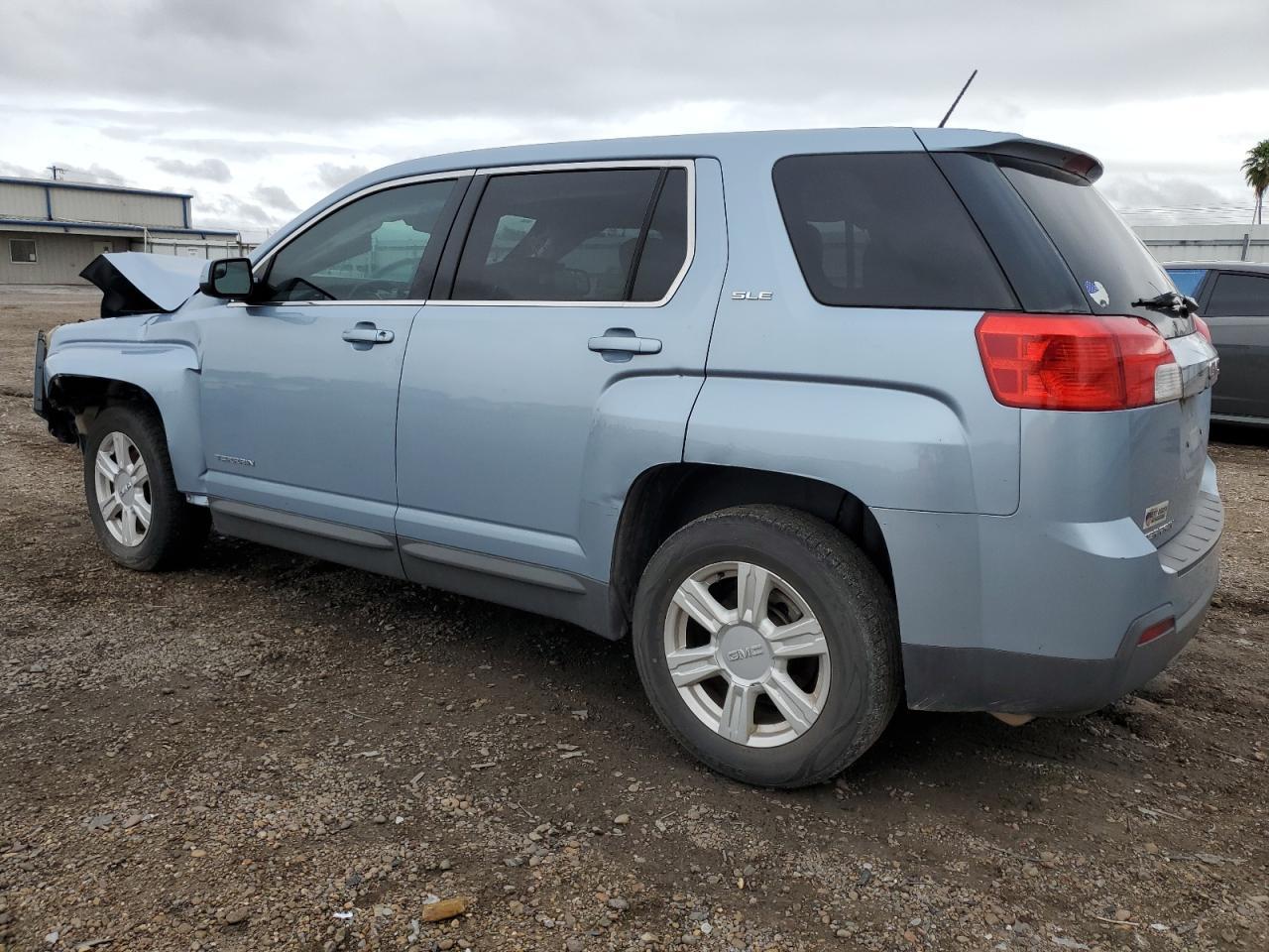 2014 GMC TERRAIN SL - Image 2