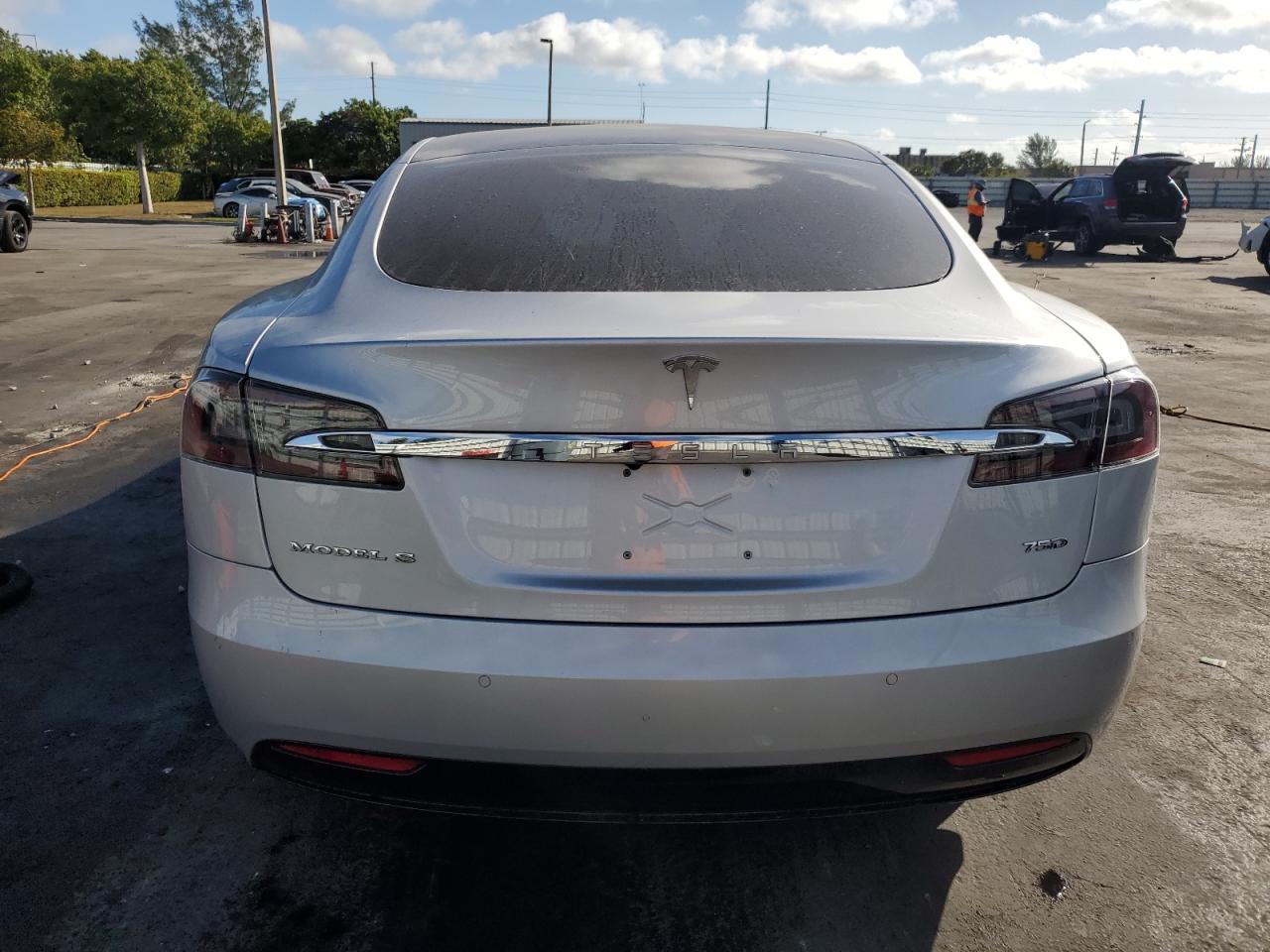 2017 TESLA MODEL S - Фото 6