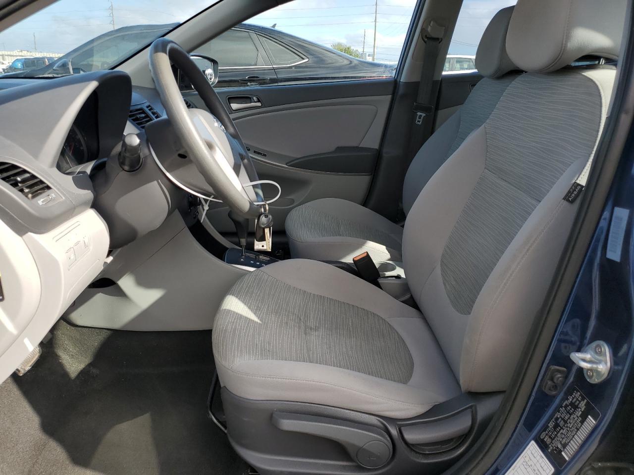 2017 HYUNDAI ACCENT SE - Image 7