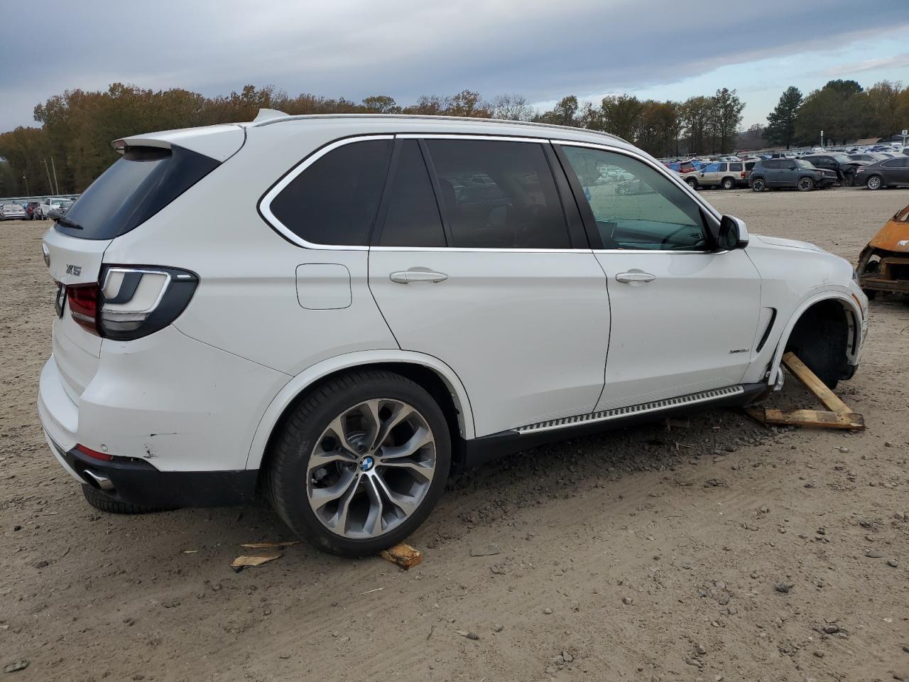 2016 BMW X5 XDRIVE3 - Фото 3