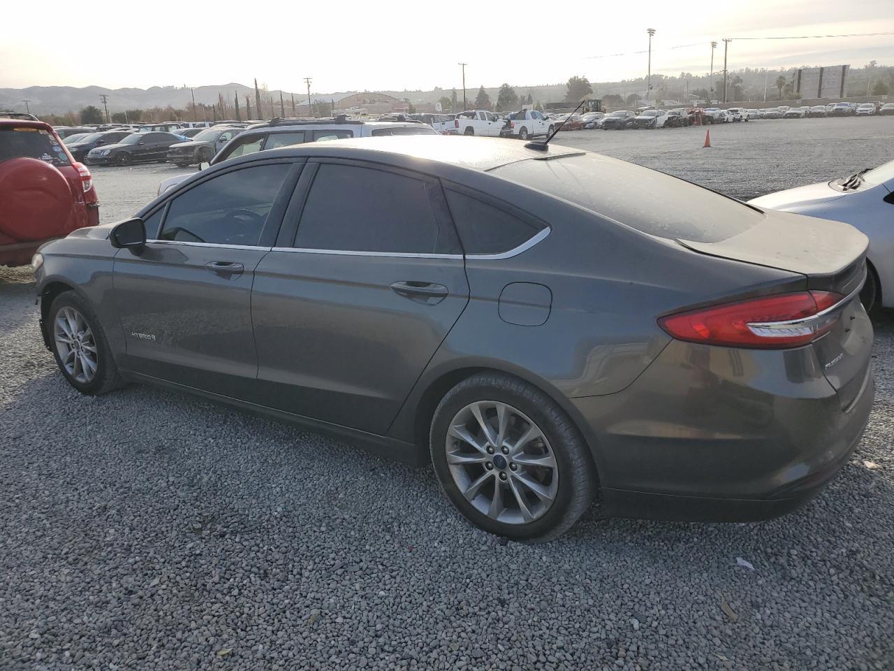 2017 FORD FUSION S H - Фото 2