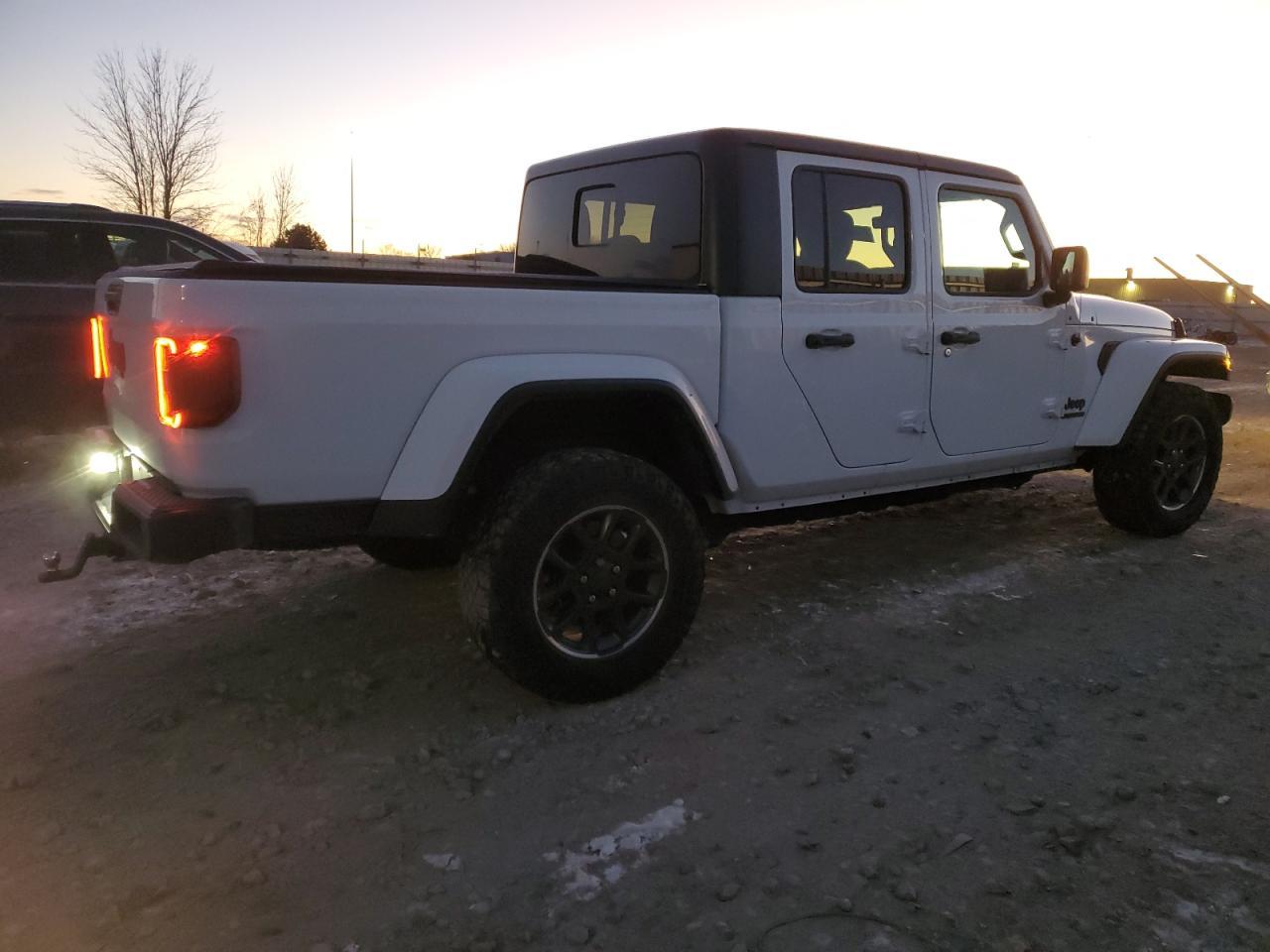 2021 JEEP GLADIATOR - Image 3