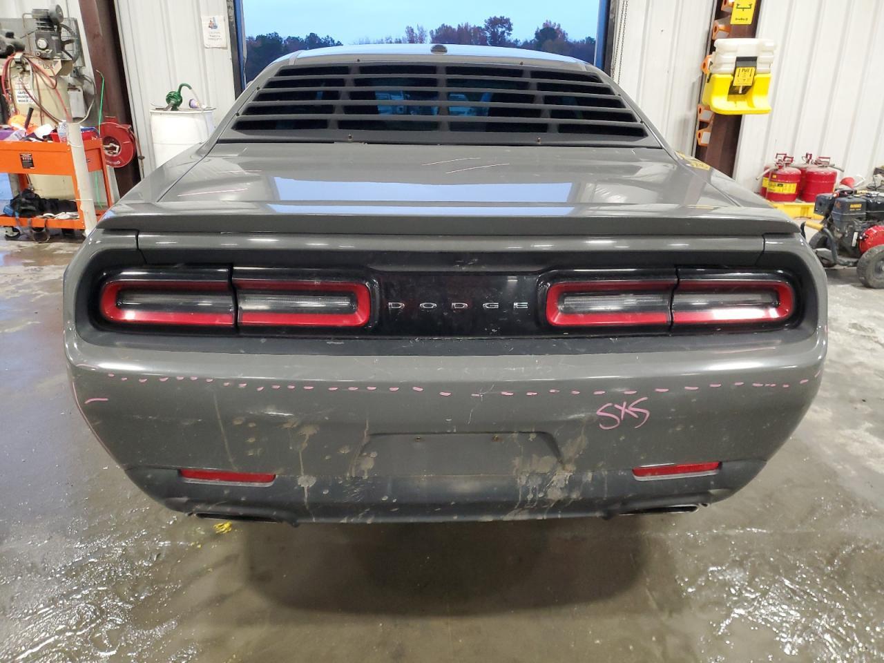 2017 DODGE CHALLENGER - Image 6
