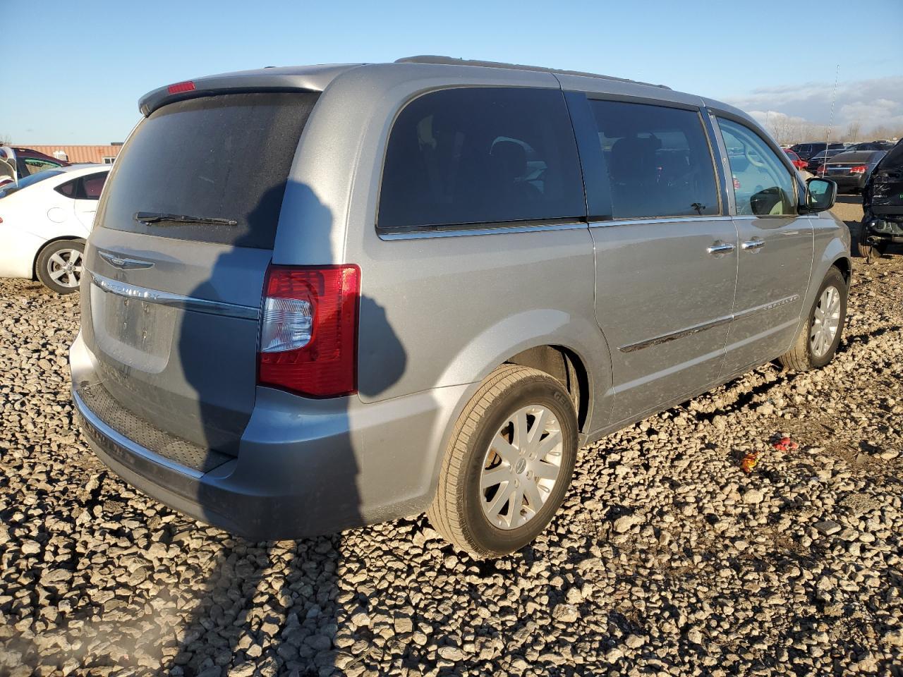 2014 CHRYSLER TOWN & COU - Image 3