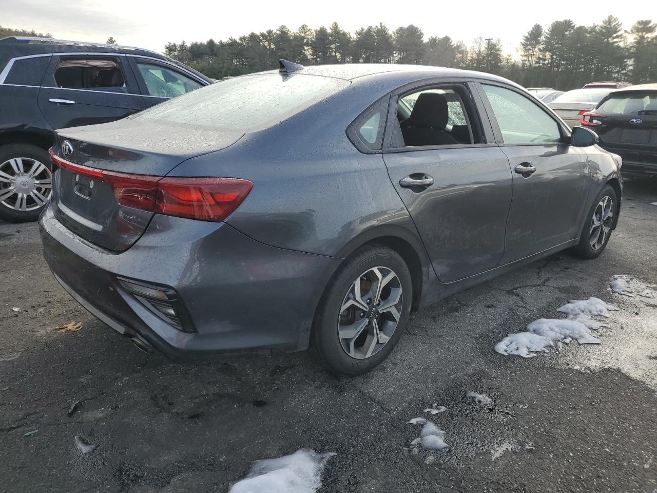 2021 KIA FORTE FE - Фото 3