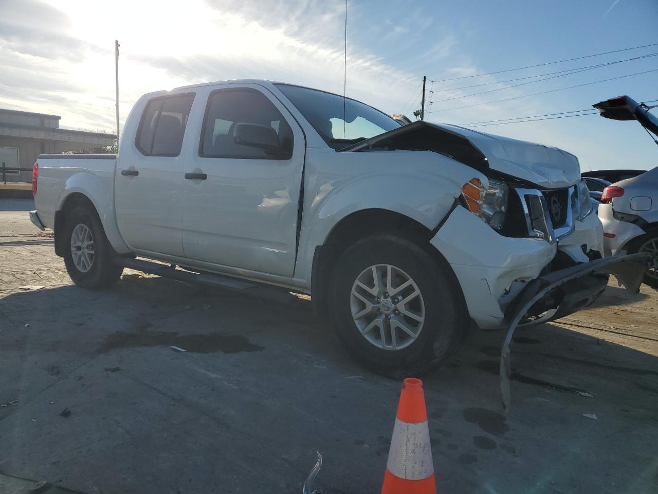 2019 NISSAN FRONTIER S - Фото 4