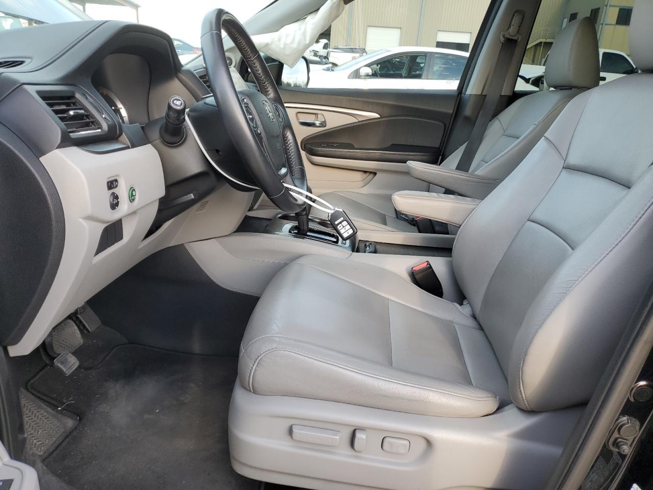 2017 HONDA PILOT EXL - Image 7