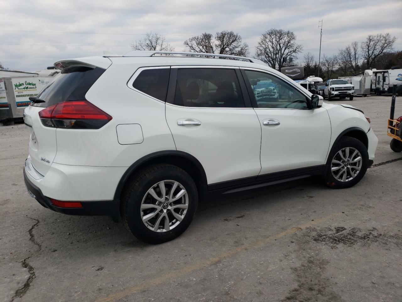 2017 NISSAN ROGUE S - Image 3