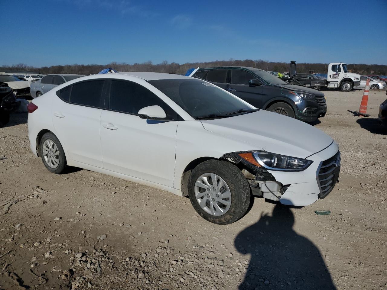 2018 HYUNDAI ELANTRA SE - Фото 4