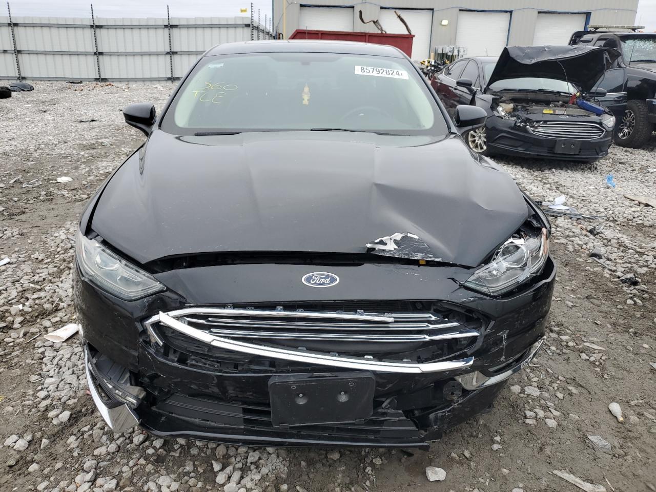 2017 FORD FUSION SE - Image 5