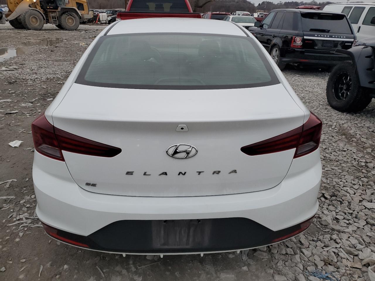 2019 HYUNDAI ELANTRA SE - Фото 6