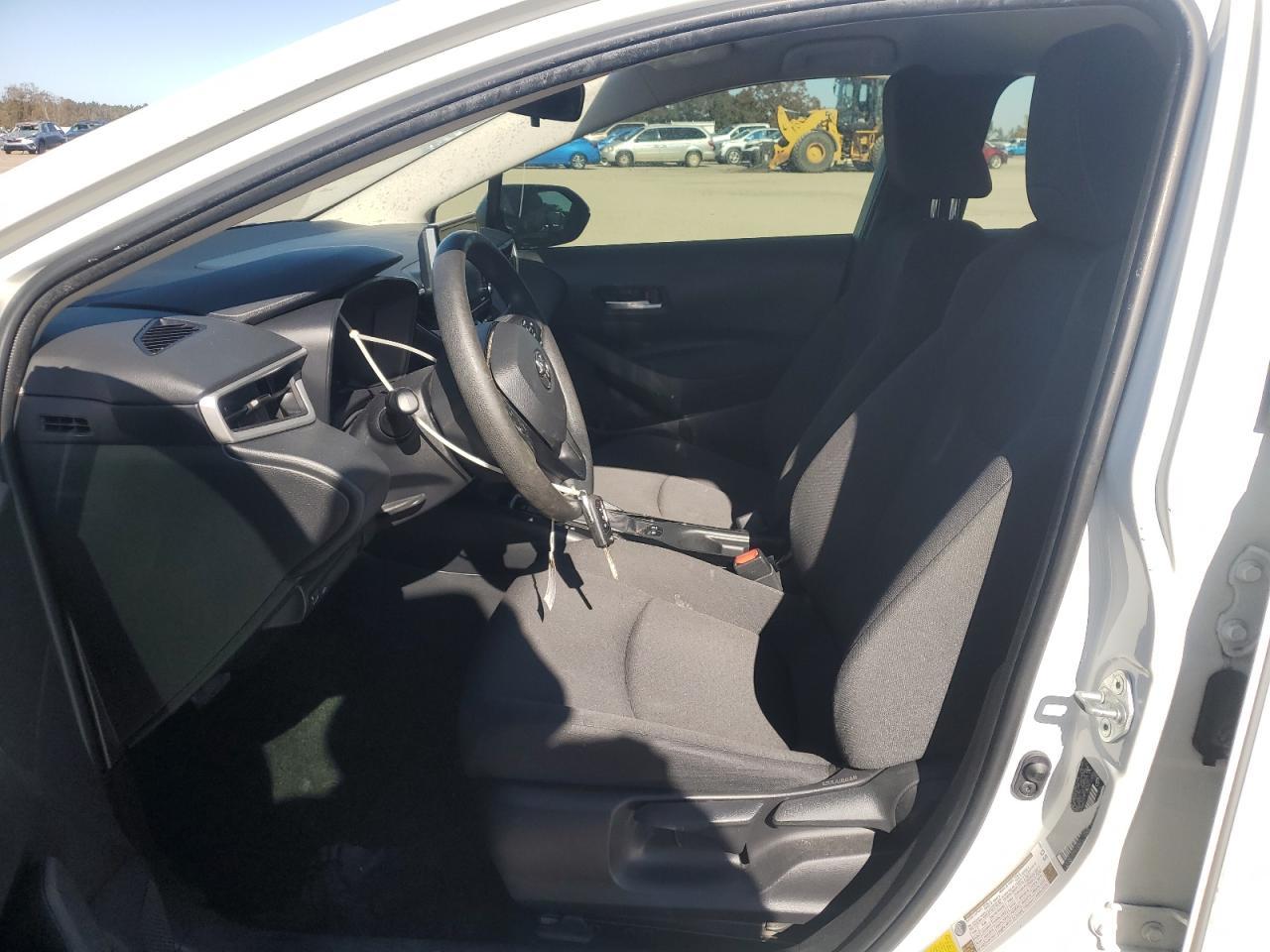 2021 TOYOTA COROLLA LE - Image 7