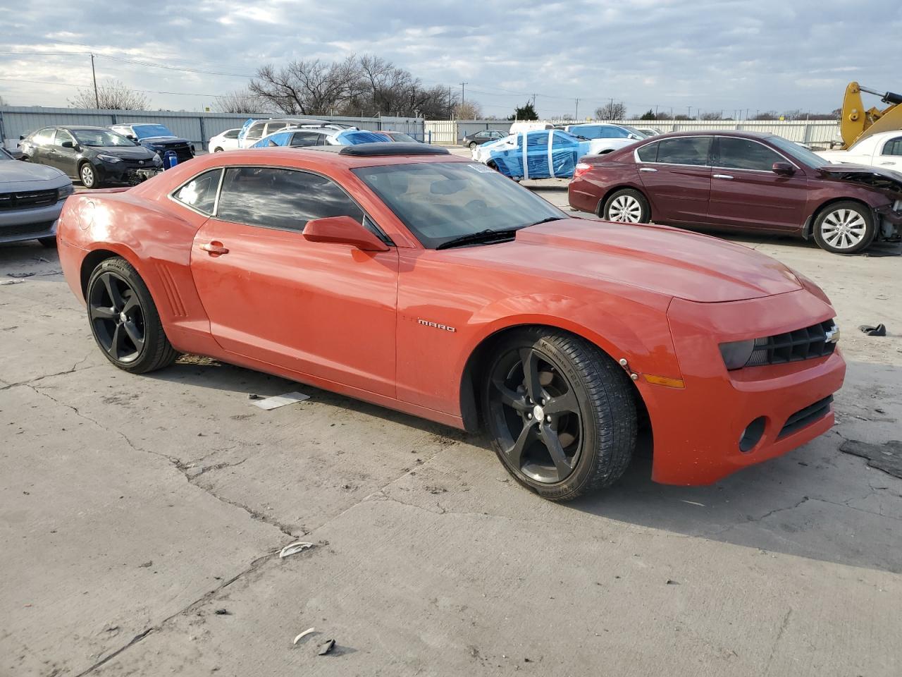 2011 CHEVROLET CAMARO LT - Image 4