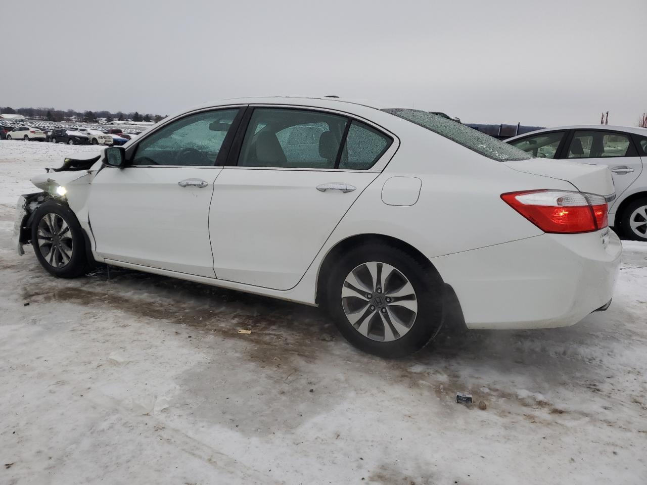 2014 HONDA ACCORD LX - Фото 2