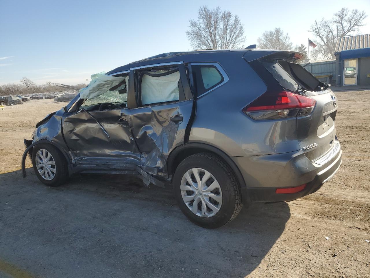 2018 NISSAN ROGUE S - Фото 2