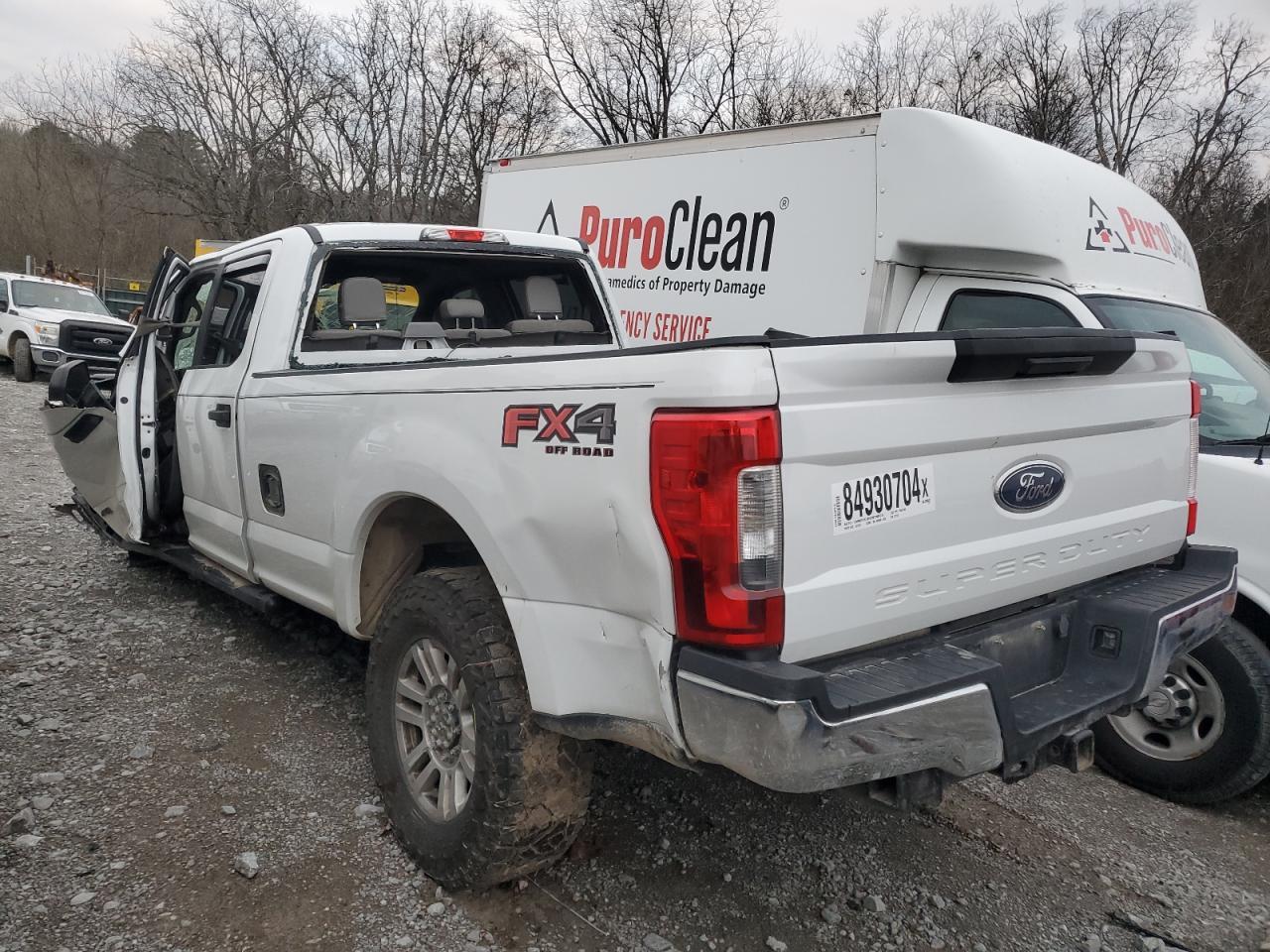 2017 FORD F250 SUPER - Image 2