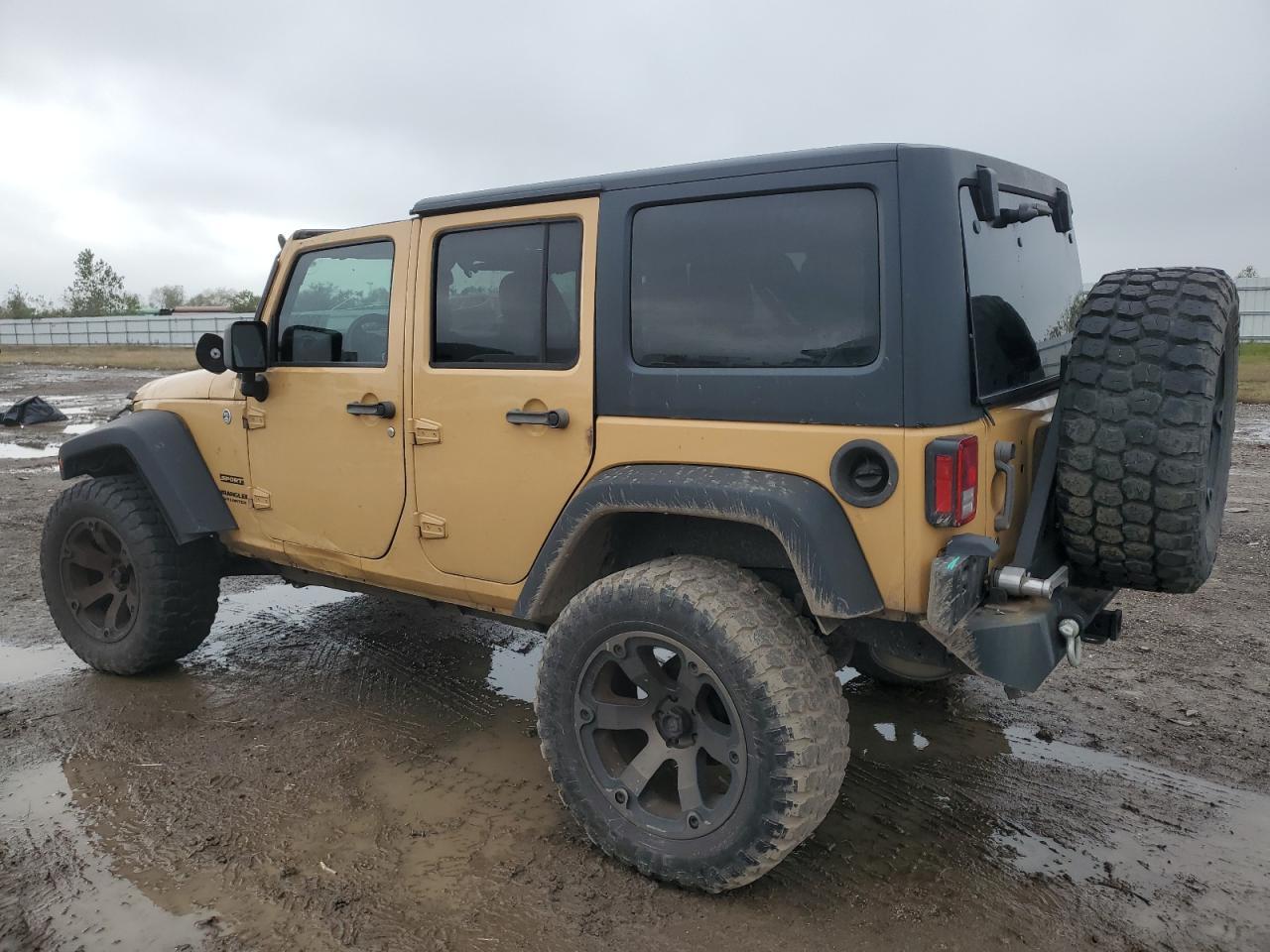 2014 JEEP WRANGLER U - Image 2