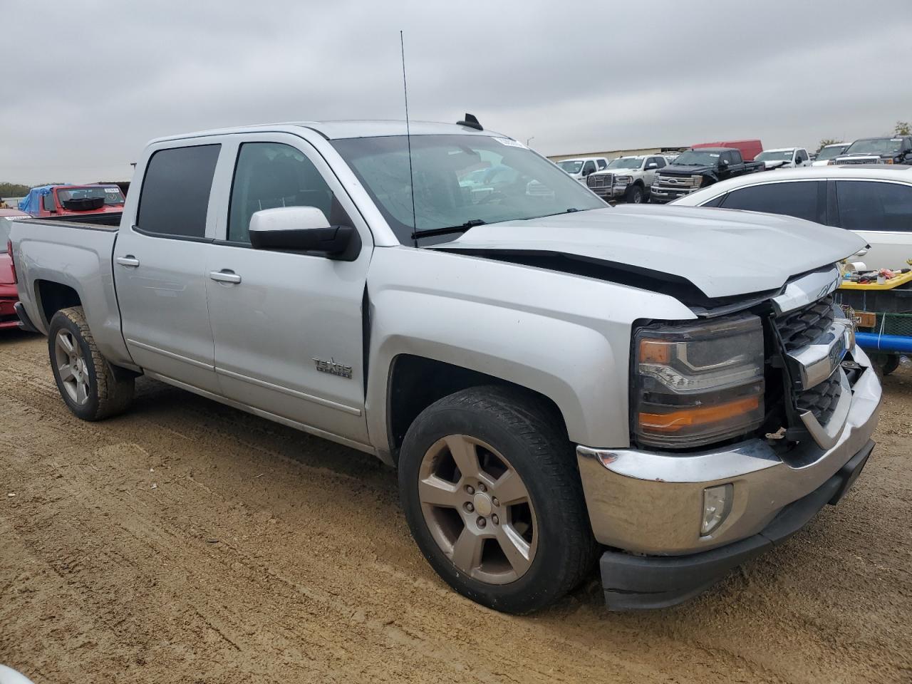2016 CHEVROLET SILVERADO - Фото 4