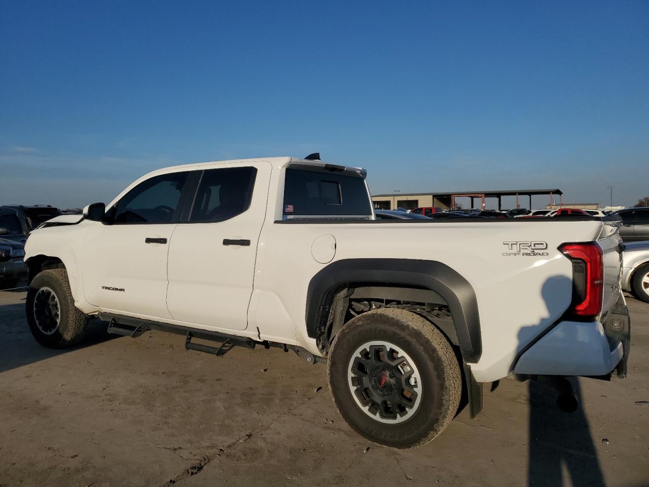 2024 TOYOTA TACOMA DOU - Фото 2