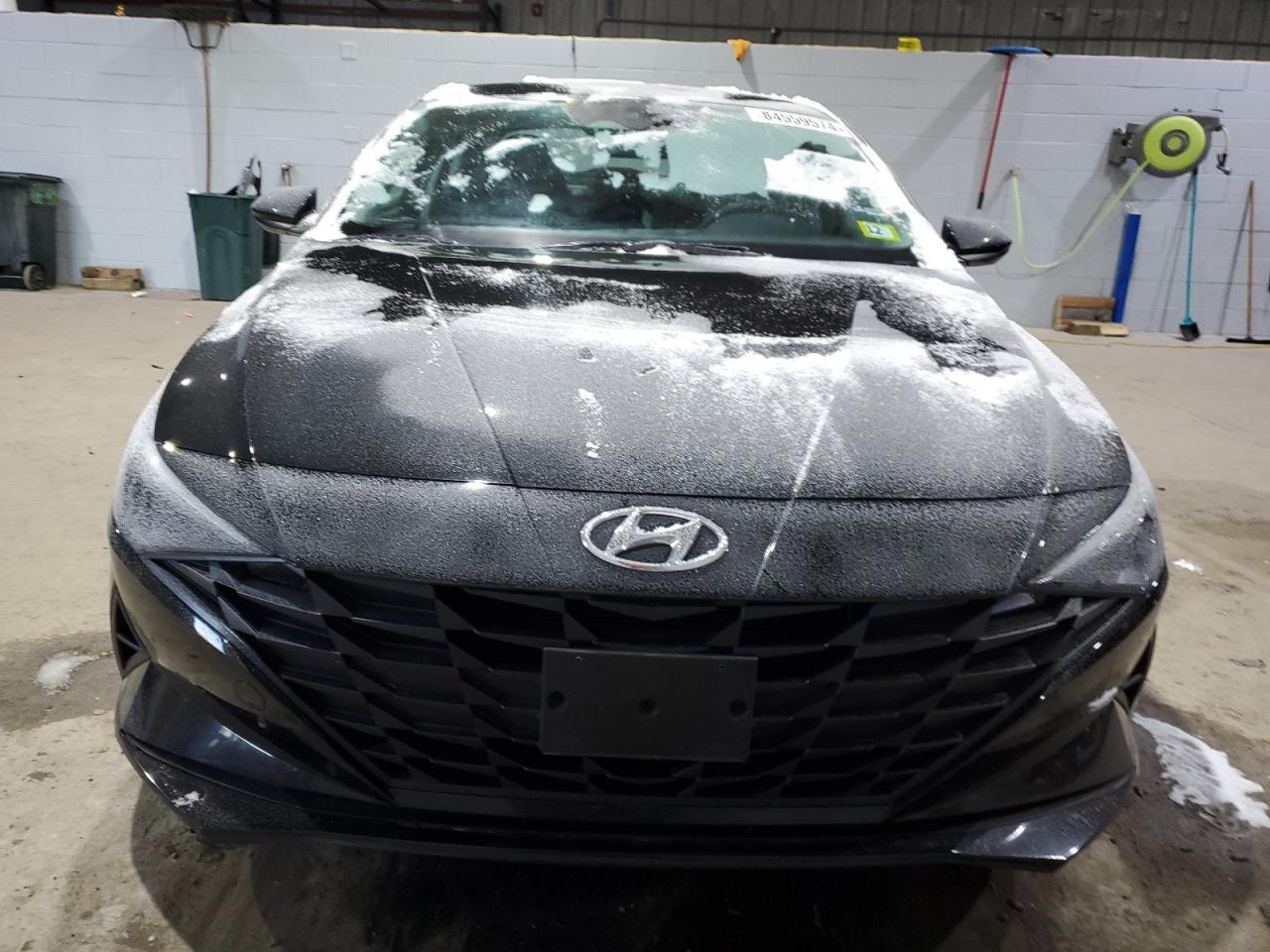 2023 HYUNDAI ELANTRA SE - Фото 5