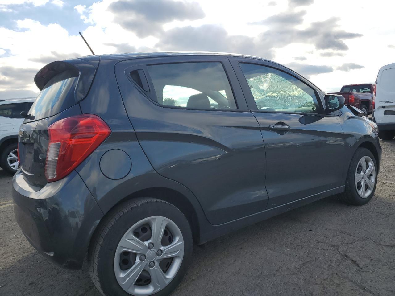 2022 CHEVROLET SPARK LS - Фото 3