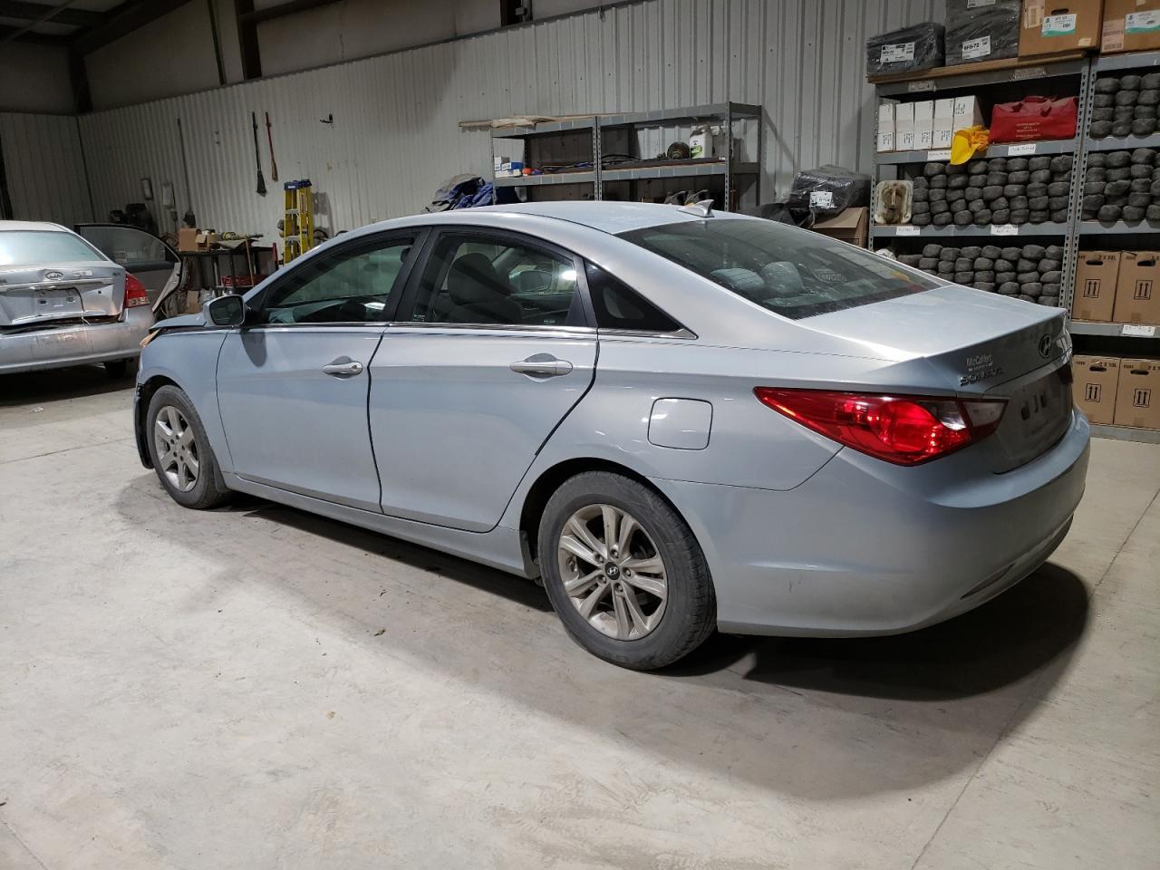 2013 HYUNDAI SONATA GLS - Фото 2