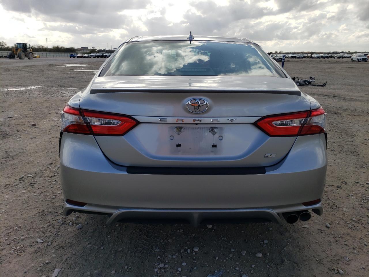 2019 TOYOTA CAMRY L - Image 6