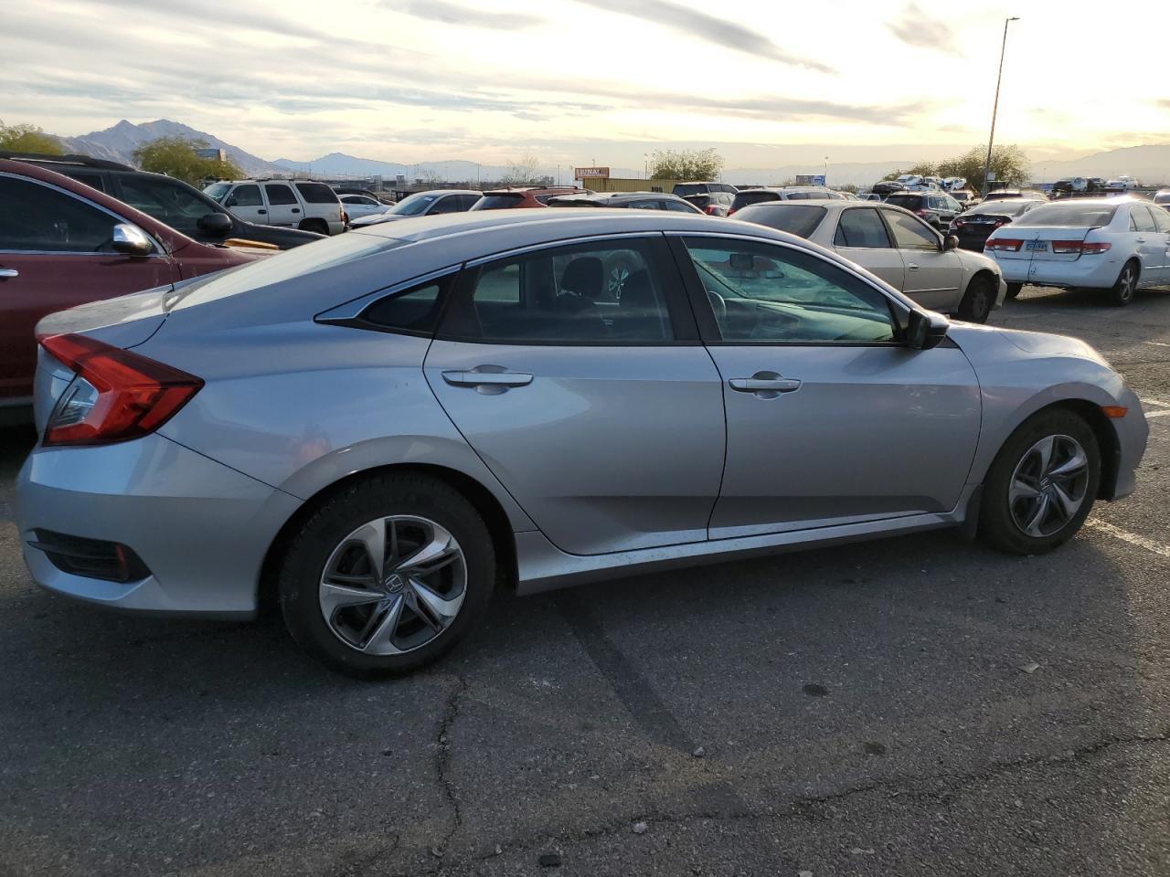 2019 HONDA CIVIC LX - Фото 3