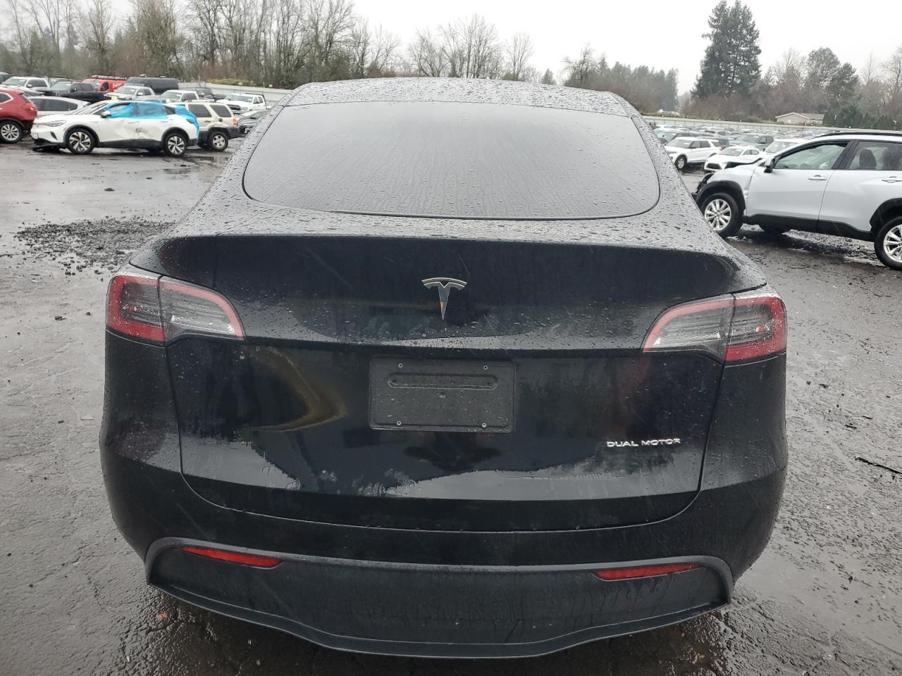 2025 TESLA MODEL Y - Image 6