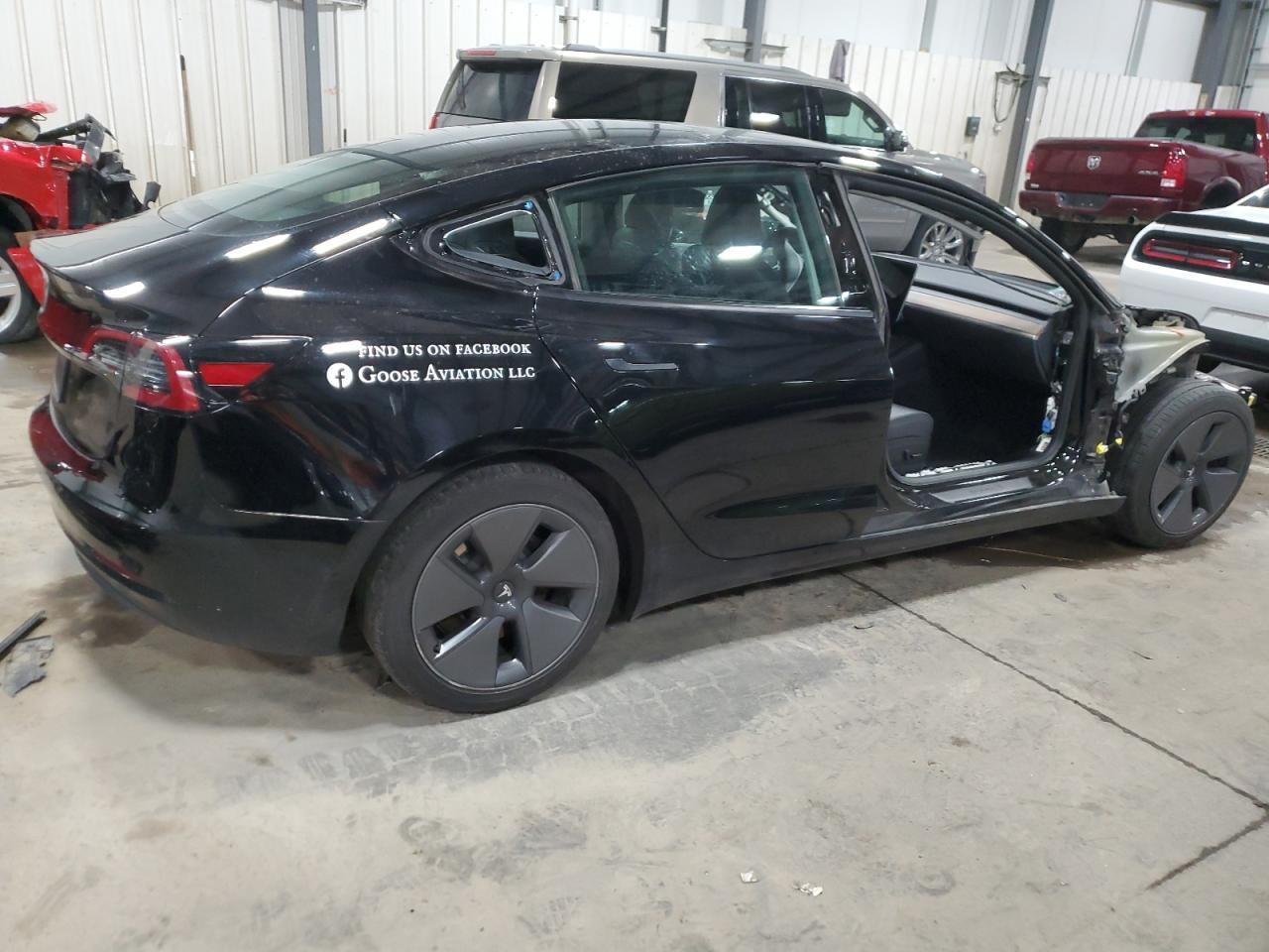 2023 TESLA MODEL 3 - Фото 3